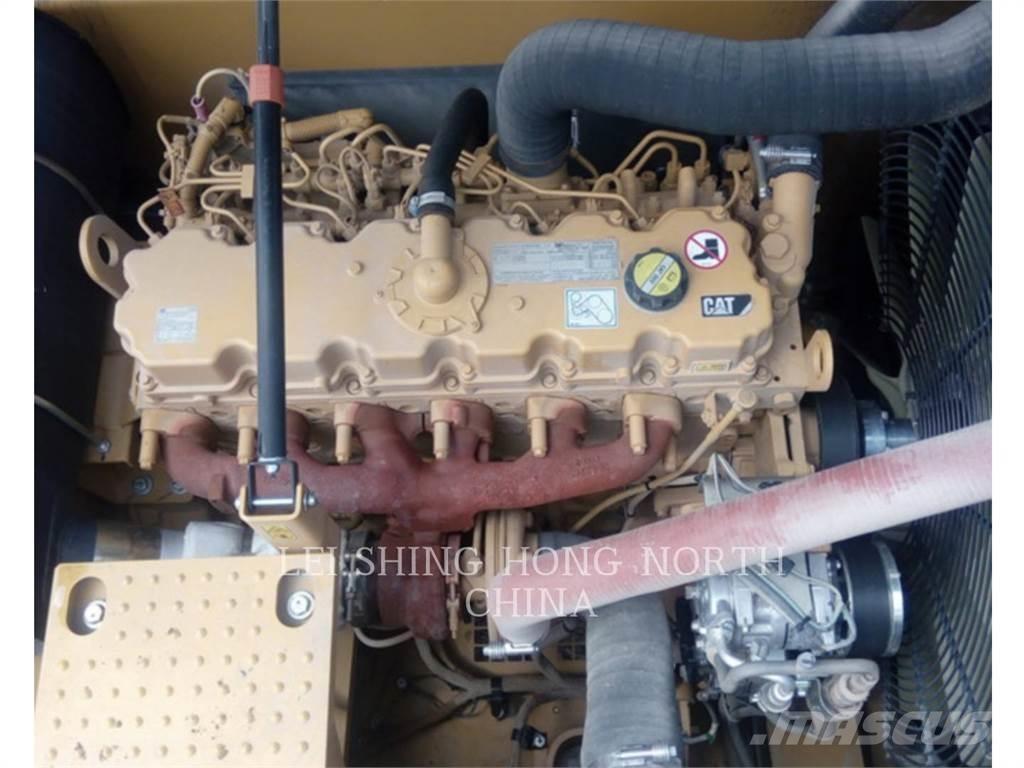 CAT 330D2L Gravemaskiner på larvebånd