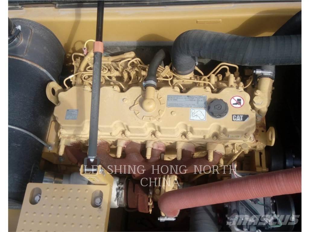 CAT 330D2L Gravemaskiner på larvebånd