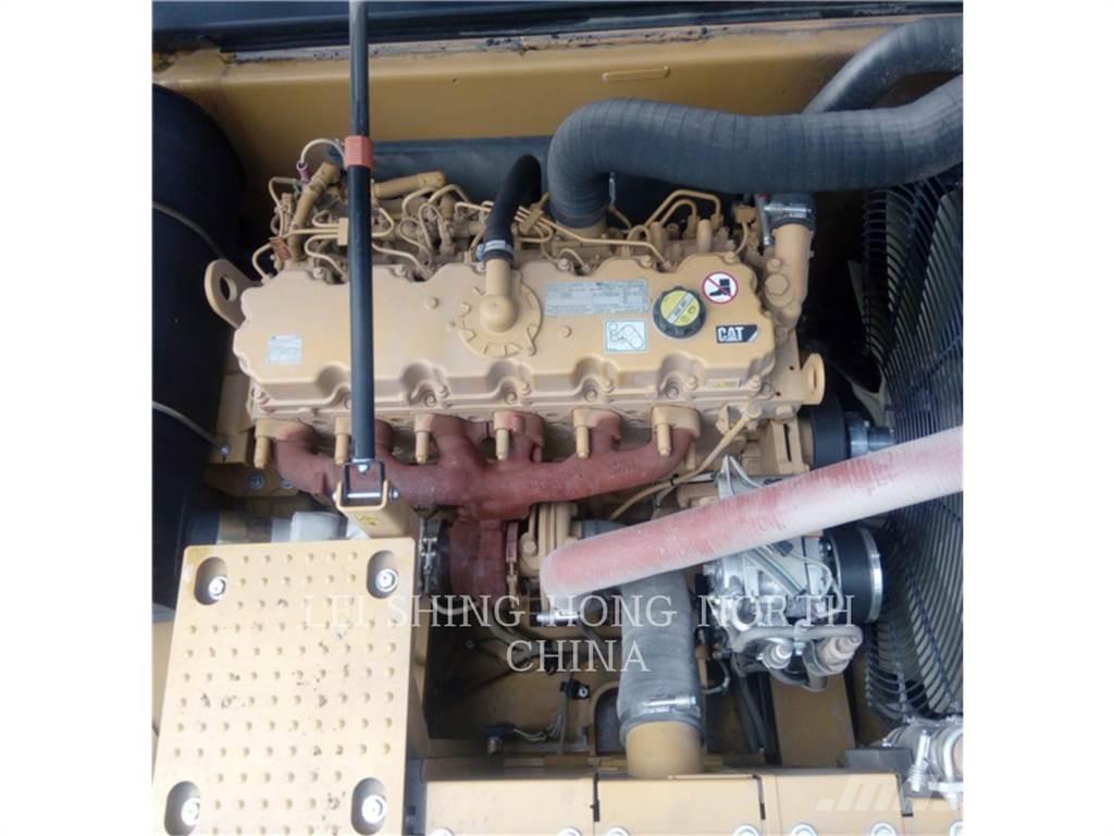 CAT 330D2L Gravemaskiner på larvebånd