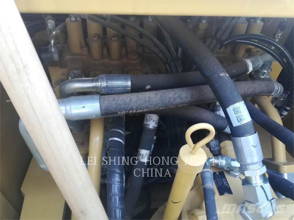 CAT 330D2L Gravemaskiner på larvebånd