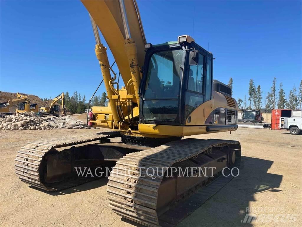 CAT 330DL Gravemaskiner på larvebånd