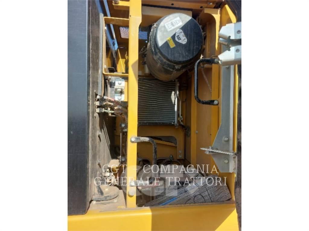 CAT 330F Gravemaskiner på larvebånd