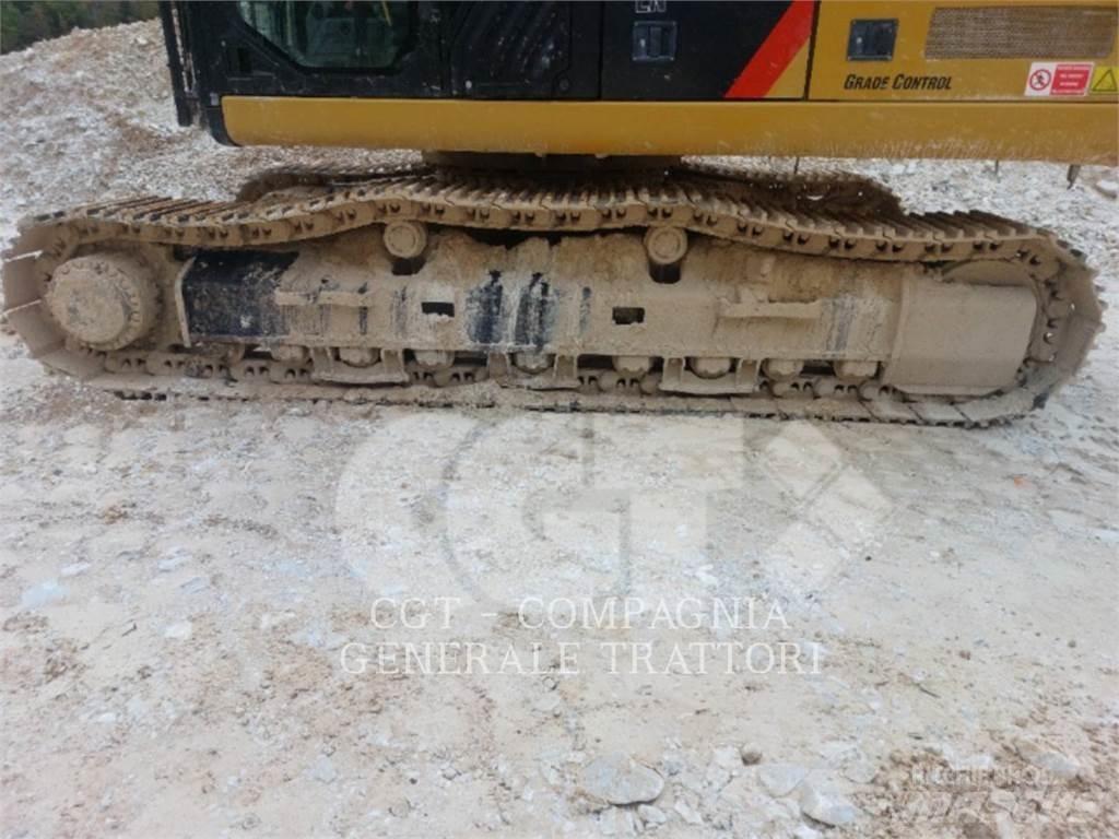 CAT 330F Gravemaskiner på larvebånd