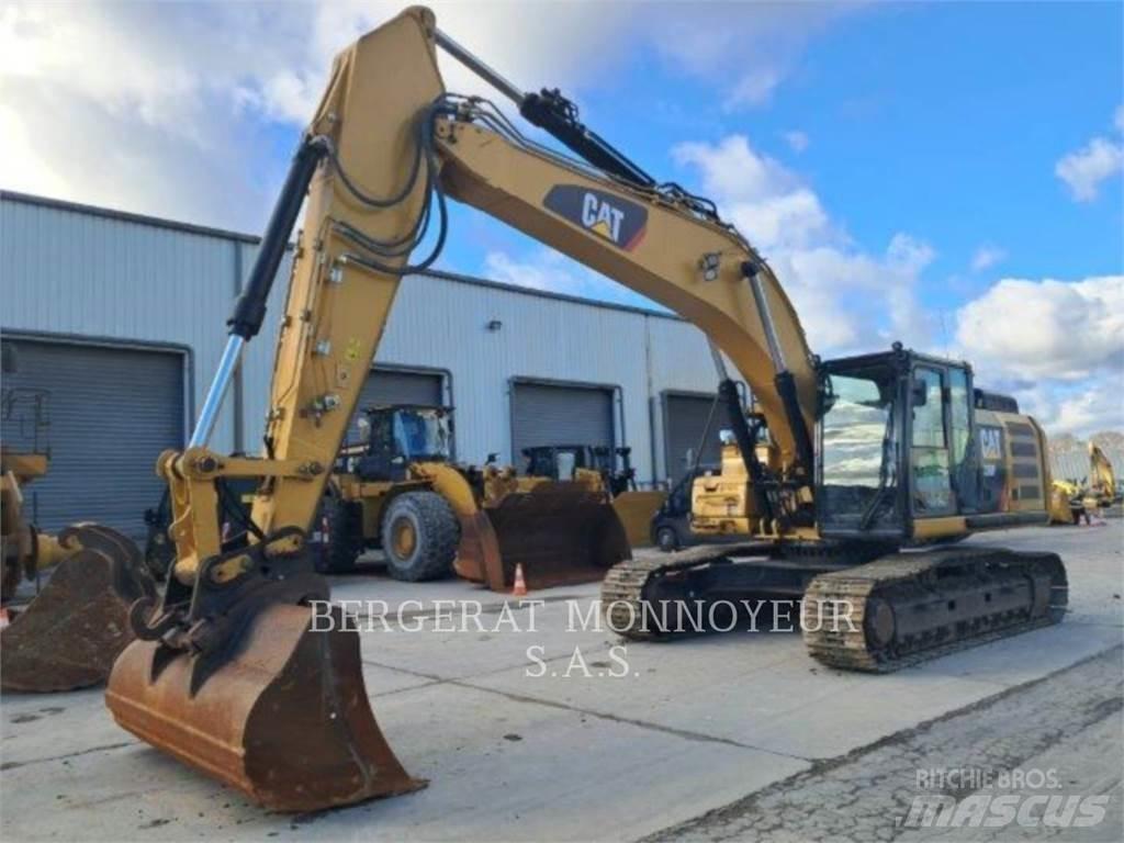 CAT 330F Gravemaskiner på larvebånd