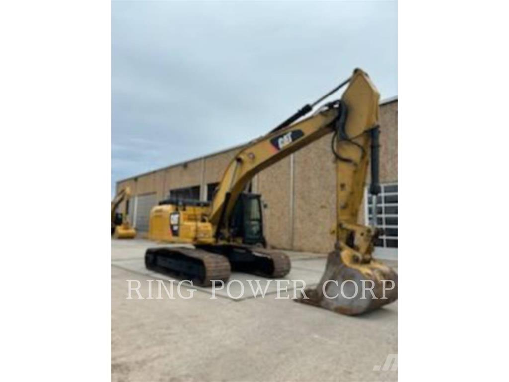 CAT 330FL Gravemaskiner på larvebånd