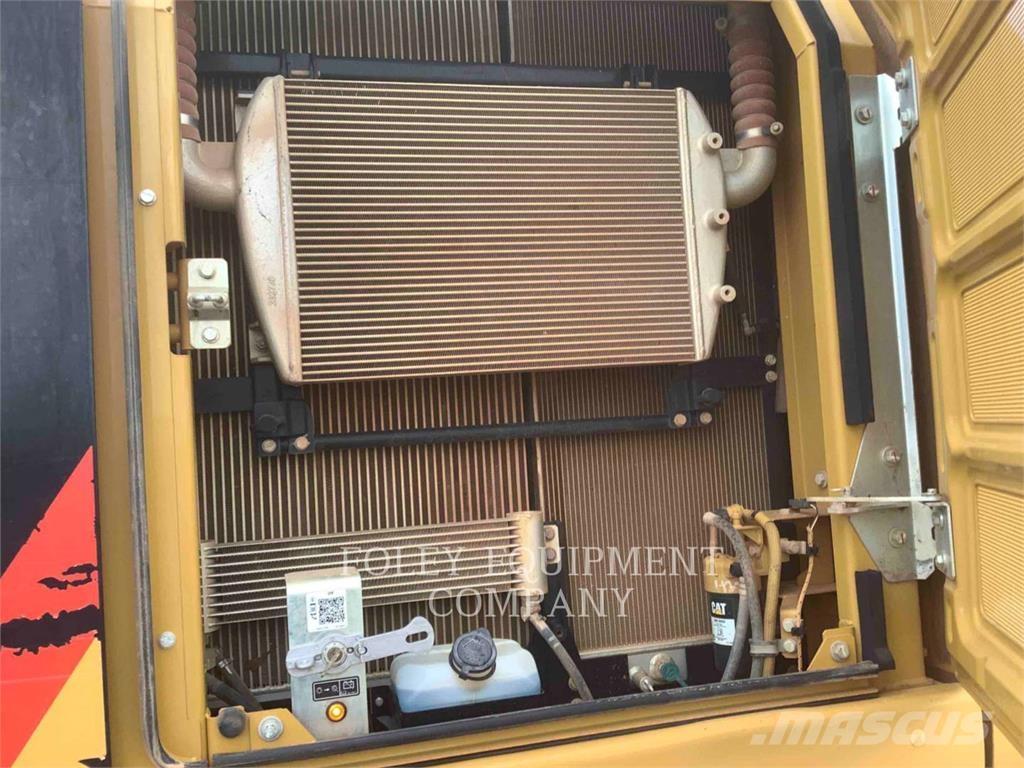 CAT 330FLLR Gravemaskiner på larvebånd