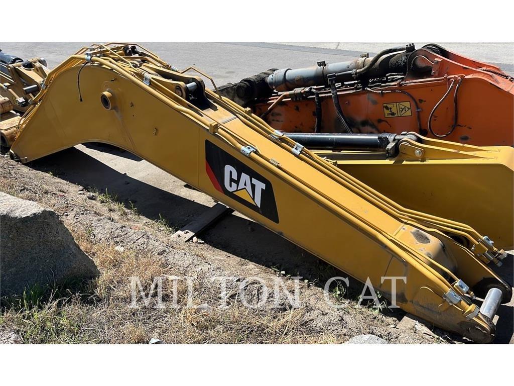 CAT 330GC REACH BOOM Bomlifte med knækarm