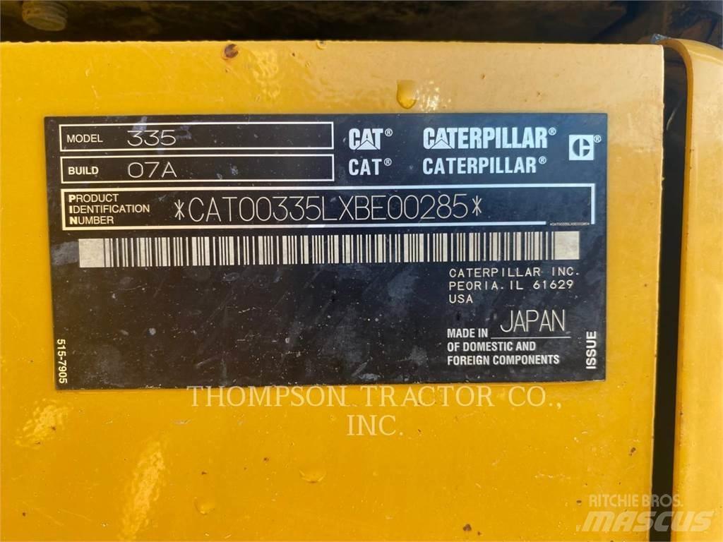 CAT 335 Gravemaskiner på larvebånd
