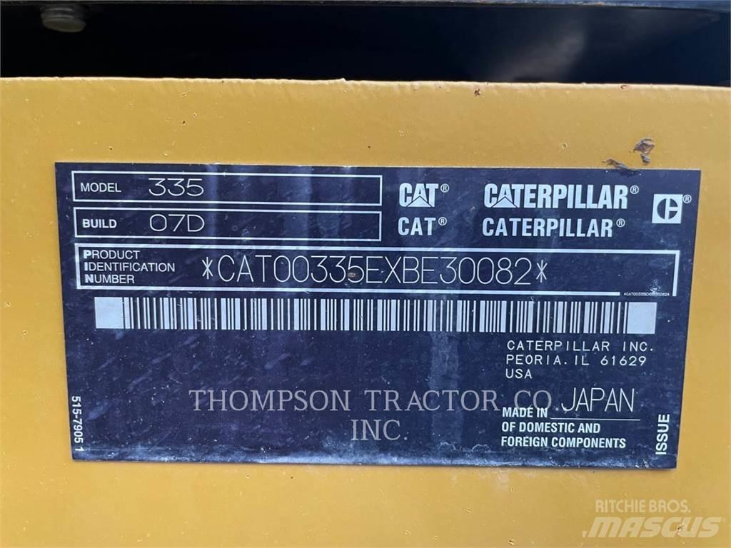 CAT 335 Gravemaskiner på larvebånd