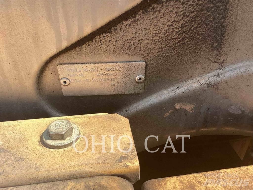 CAT 335FL Gravemaskiner på larvebånd