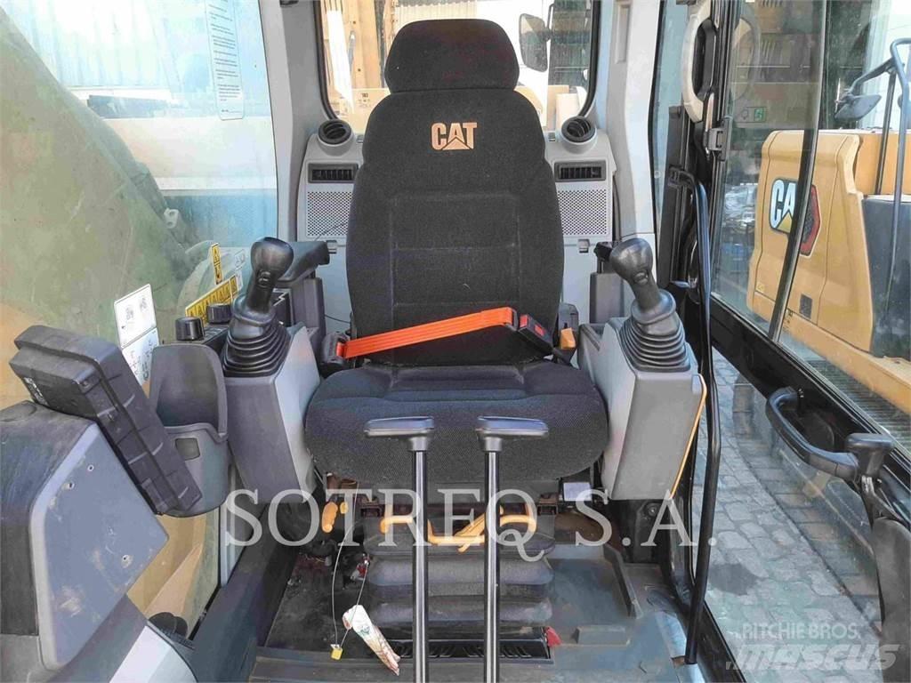CAT 33607 Gravemaskiner på larvebånd