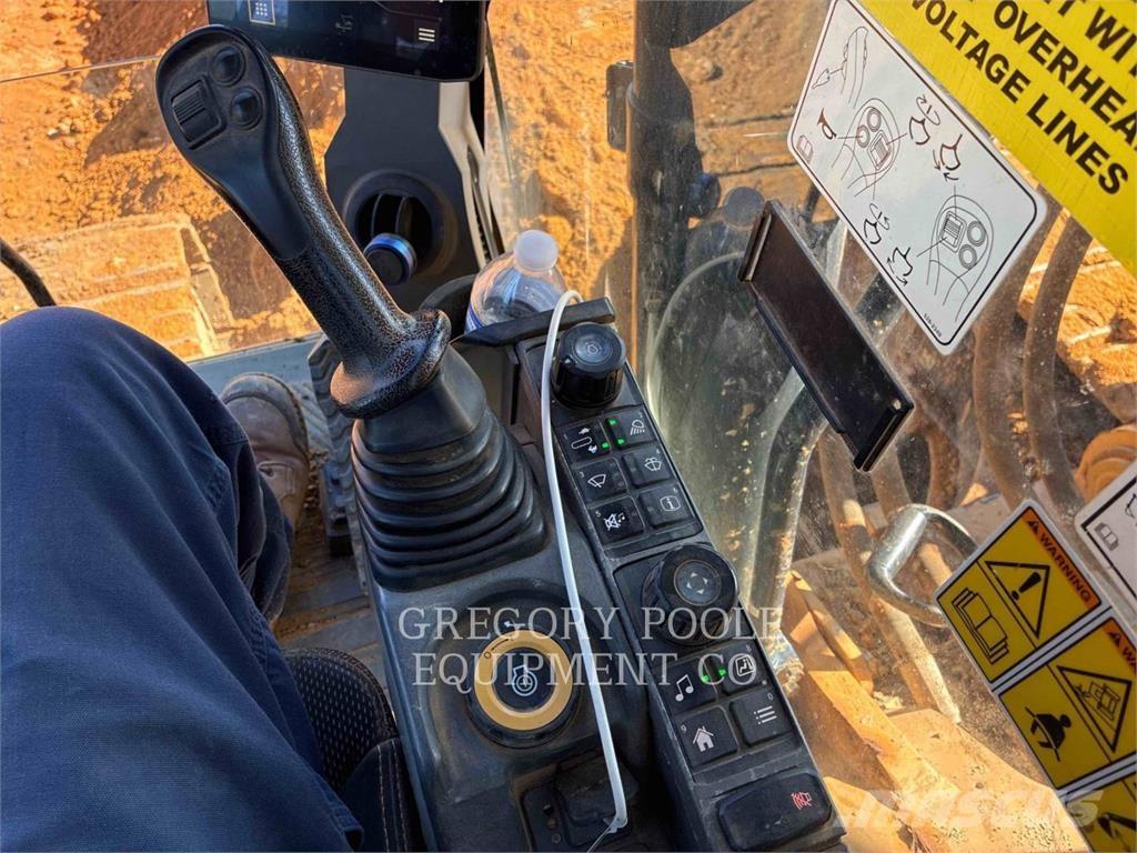 CAT 33607 Gravemaskiner på larvebånd