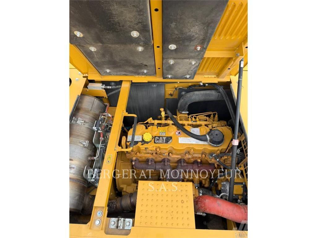 CAT 340 Gravemaskiner på larvebånd