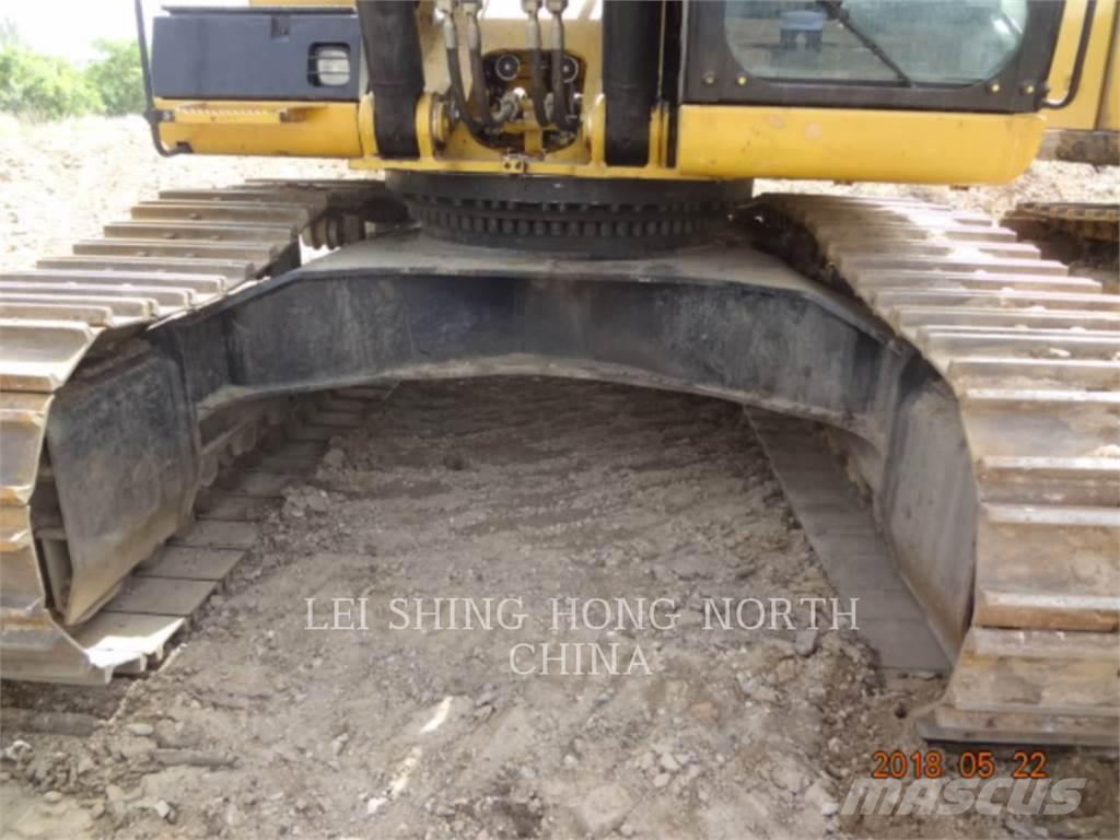 CAT 349D2 Gravemaskiner på larvebånd