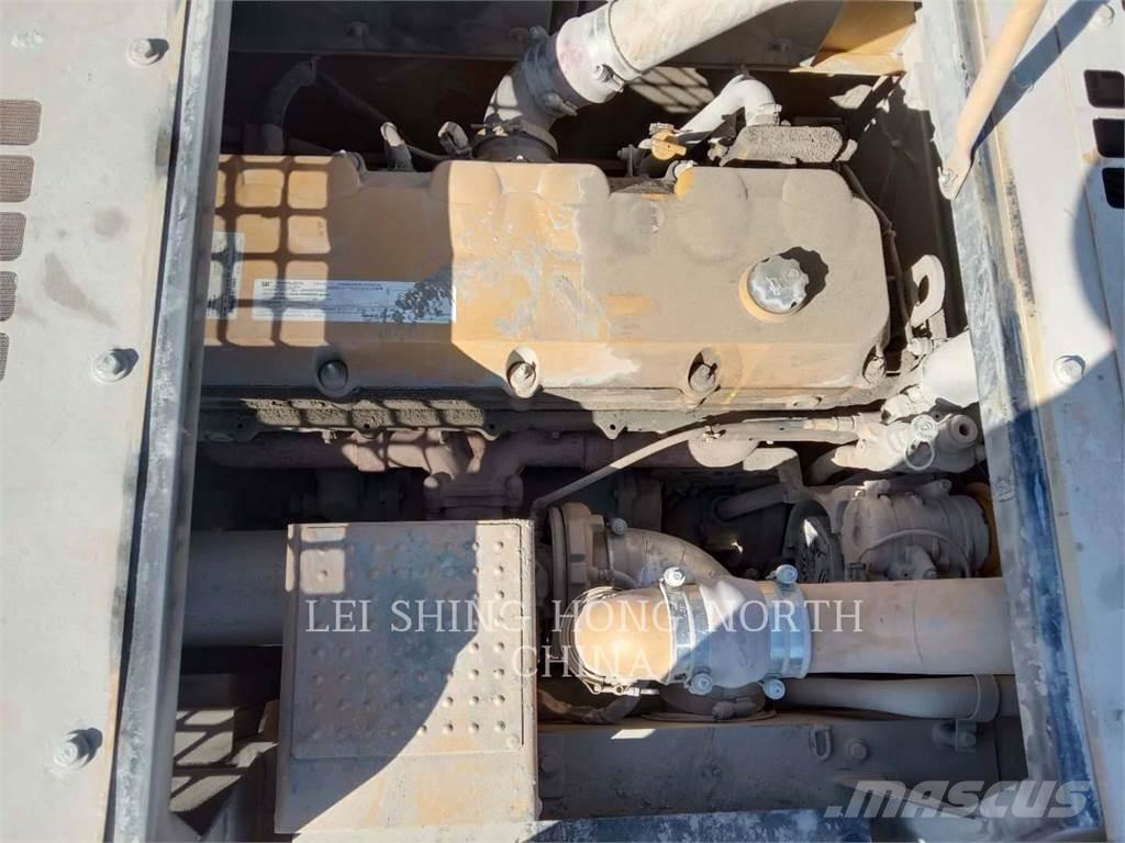 CAT 349D2 Gravemaskiner på larvebånd