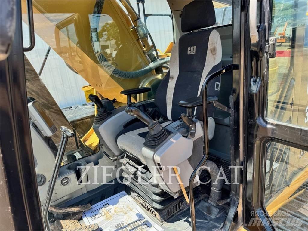 CAT 349E Gravemaskiner på larvebånd