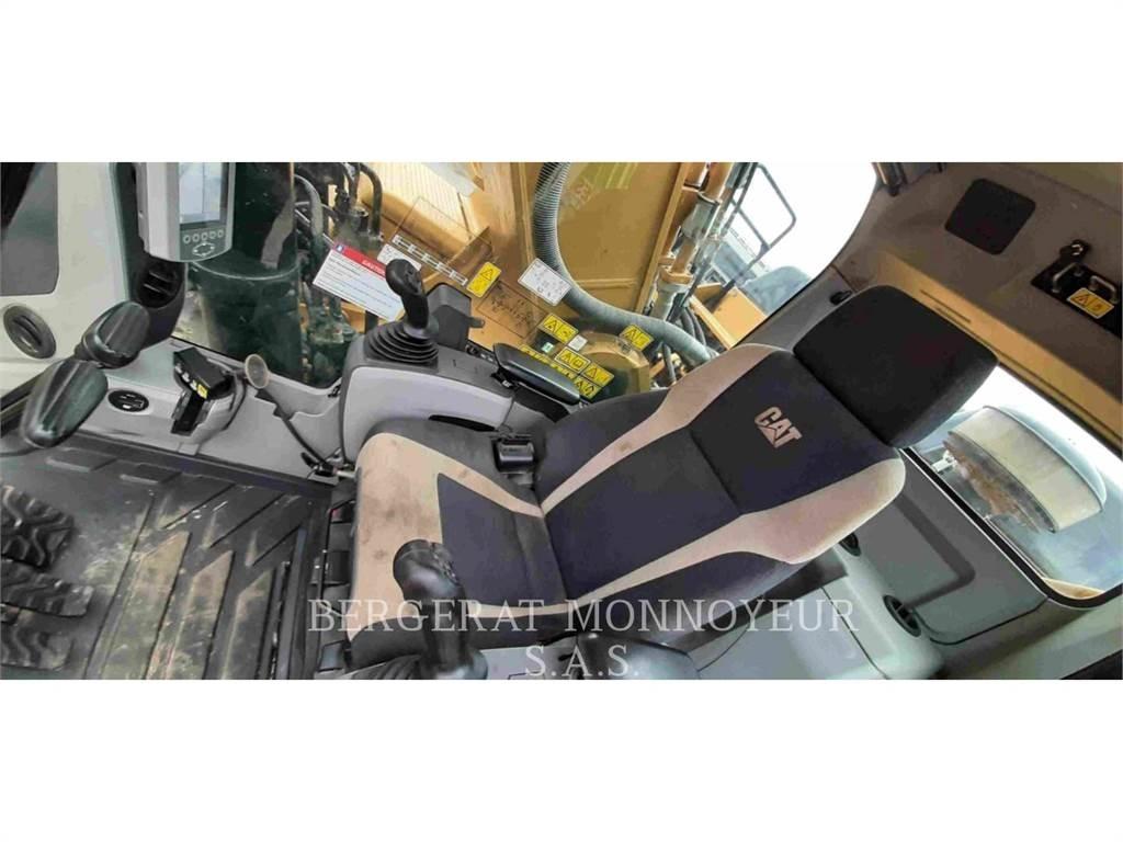 CAT 352F Gravemaskiner på larvebånd