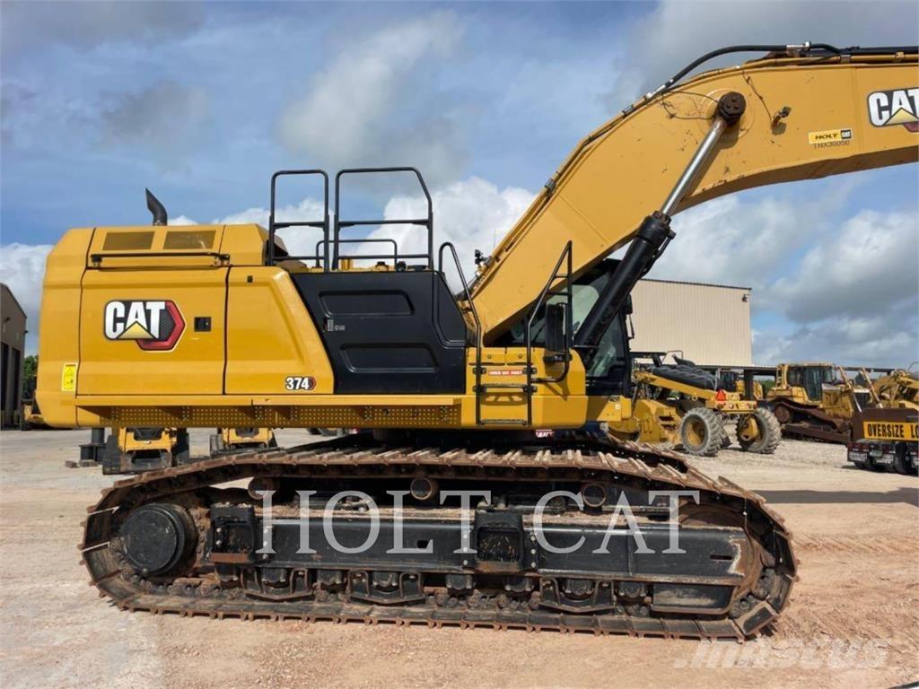 CAT 374 Gravemaskiner på larvebånd
