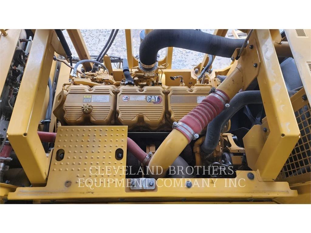 CAT 374-07 Gravemaskiner på larvebånd