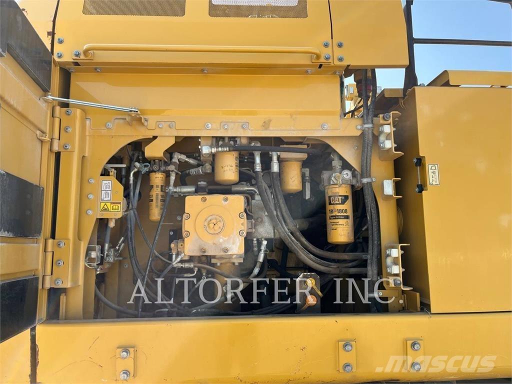 CAT 374FL Gravemaskiner på larvebånd