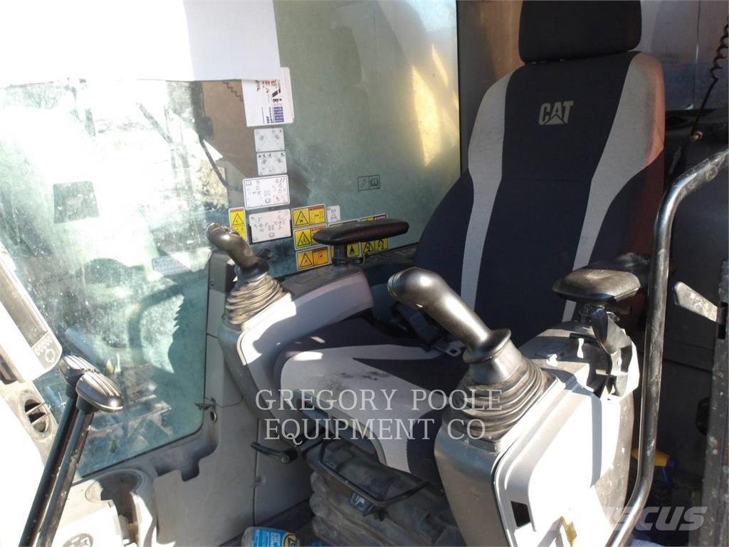 CAT 374FL Gravemaskiner på larvebånd