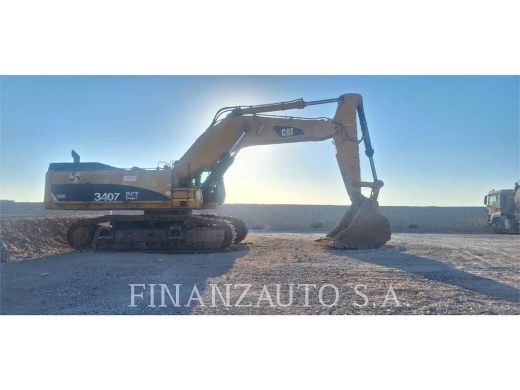 CAT 390DL Gravemaskiner på larvebånd