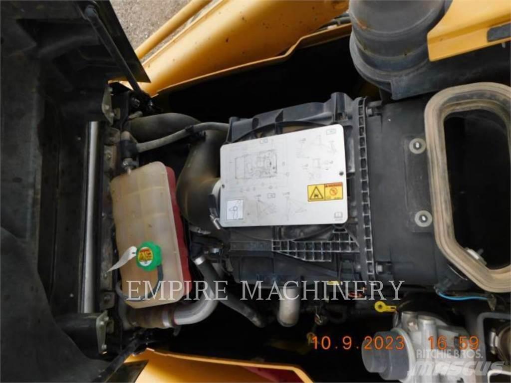 CAT 415F2 4EOP Rendegravere
