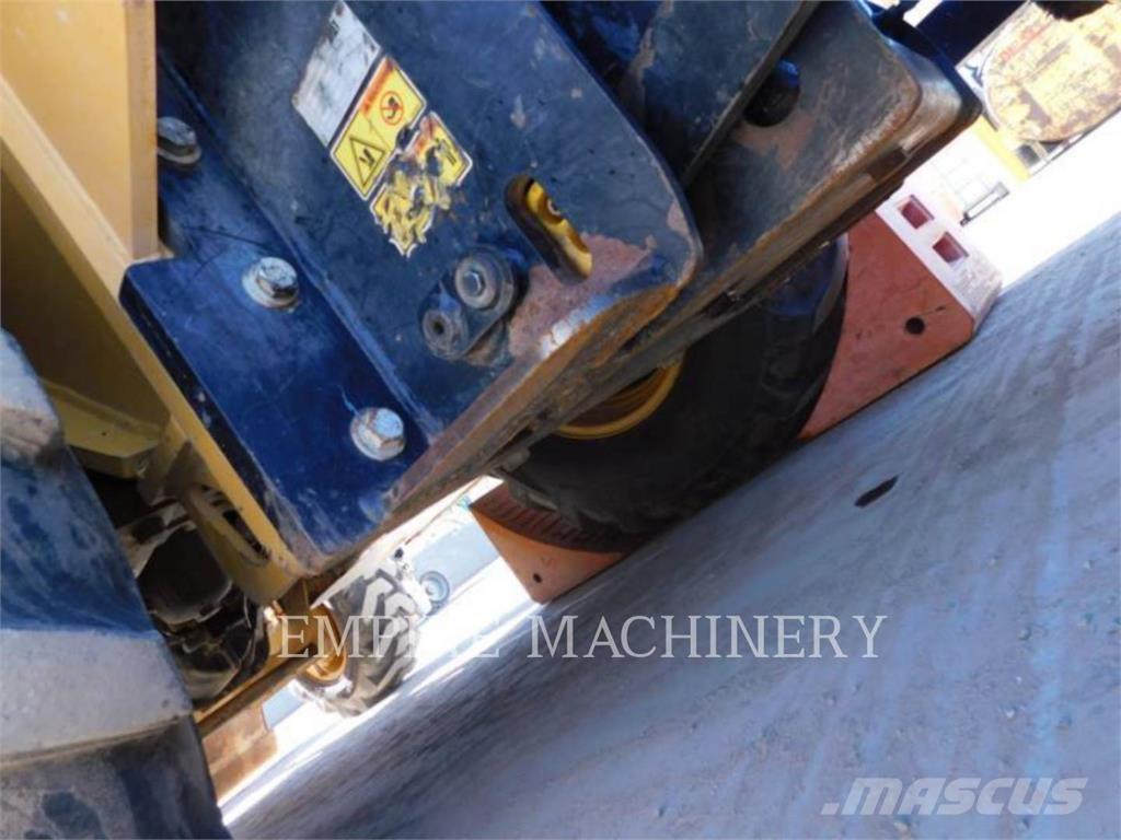 CAT 415F2 IL Læssemaskiner på hjul