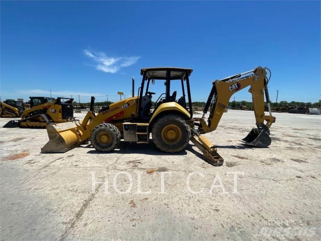 CAT 420 4SX Rendegravere