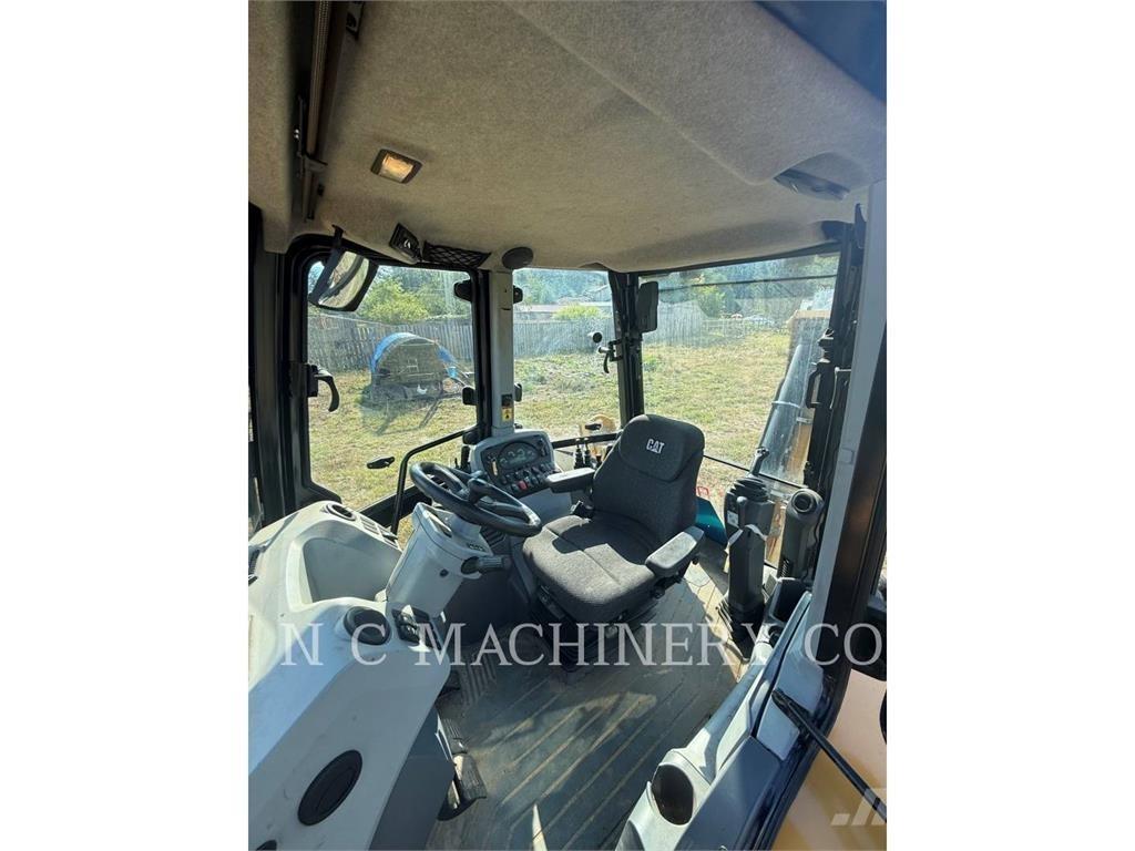 CAT 420F Rendegravere