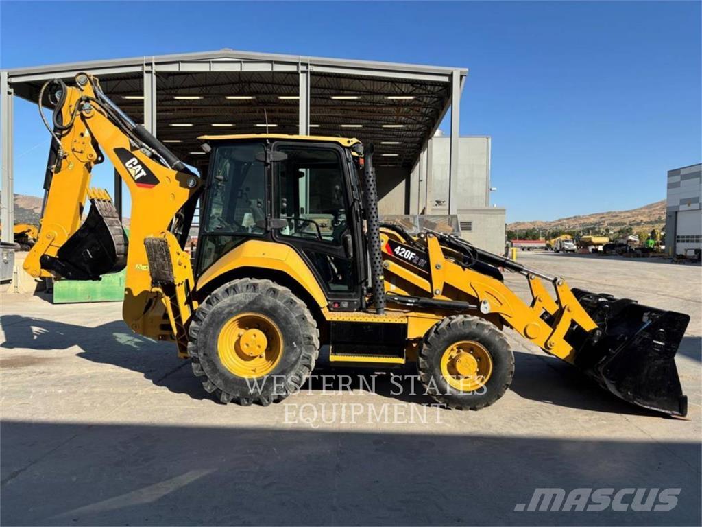 CAT 420F2 Rendegravere