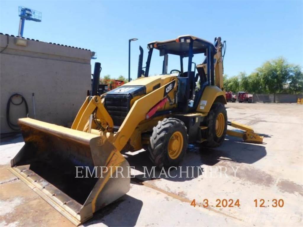 CAT 420F2 4EO Rendegravere