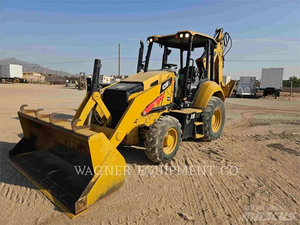 CAT 420F2 4WDE Rendegravere