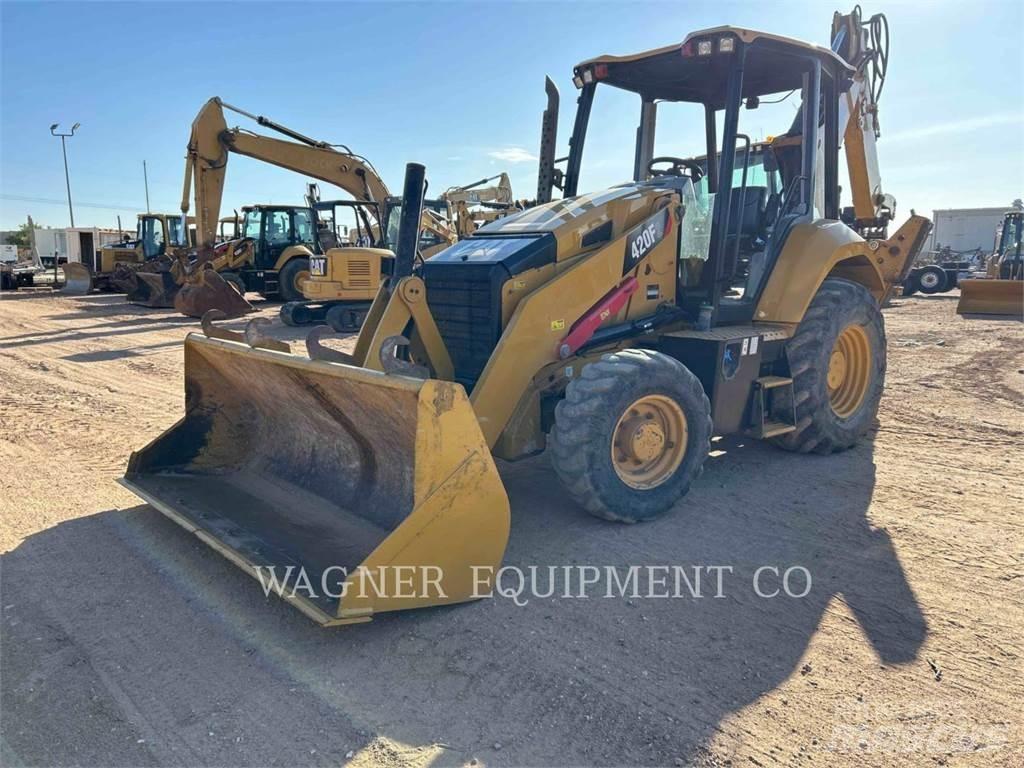 CAT 420F2 4WDE Rendegravere