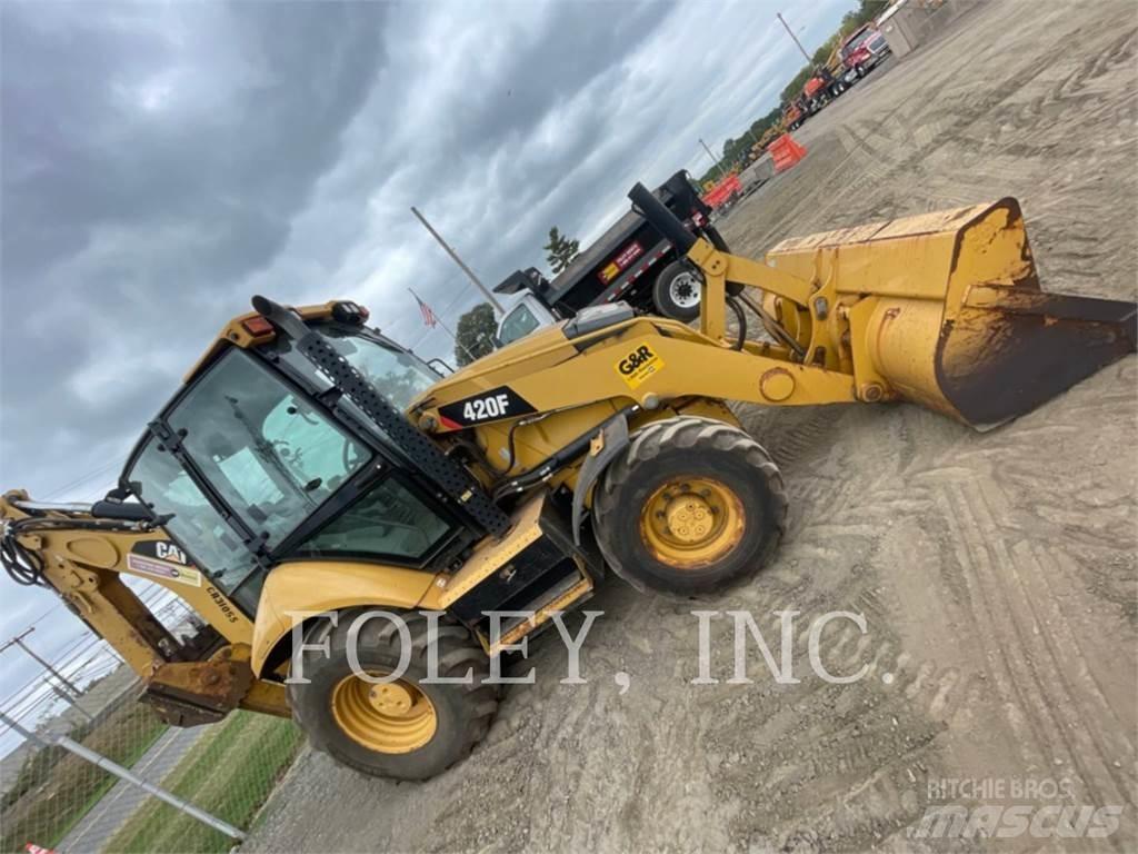 CAT 420FST Rendegravere