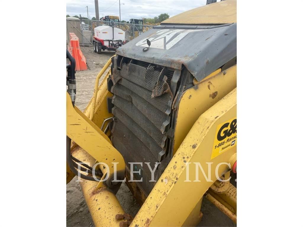 CAT 420FST Rendegravere