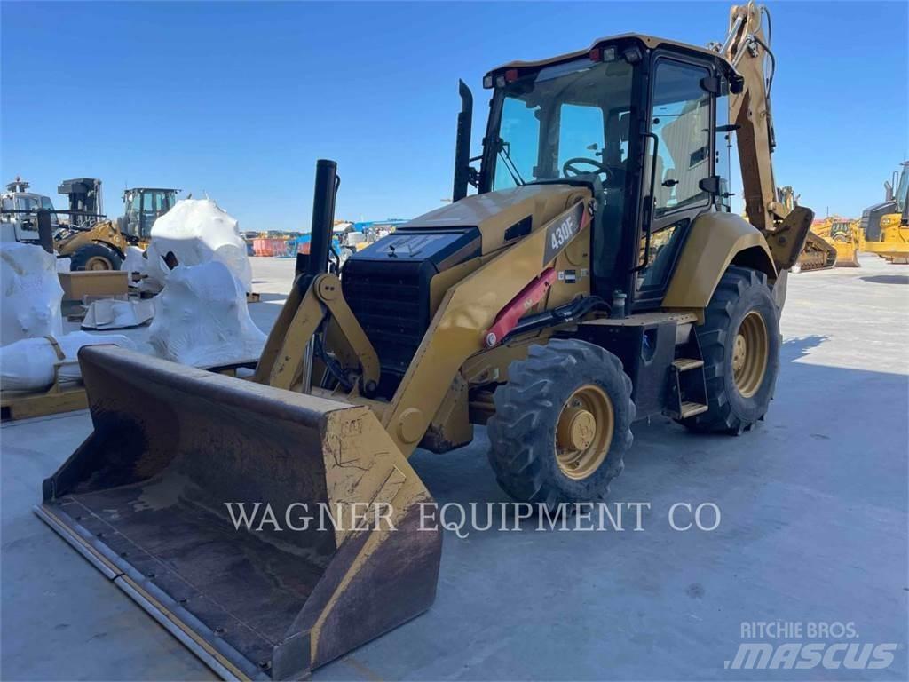 CAT 430F2 4WD Rendegravere