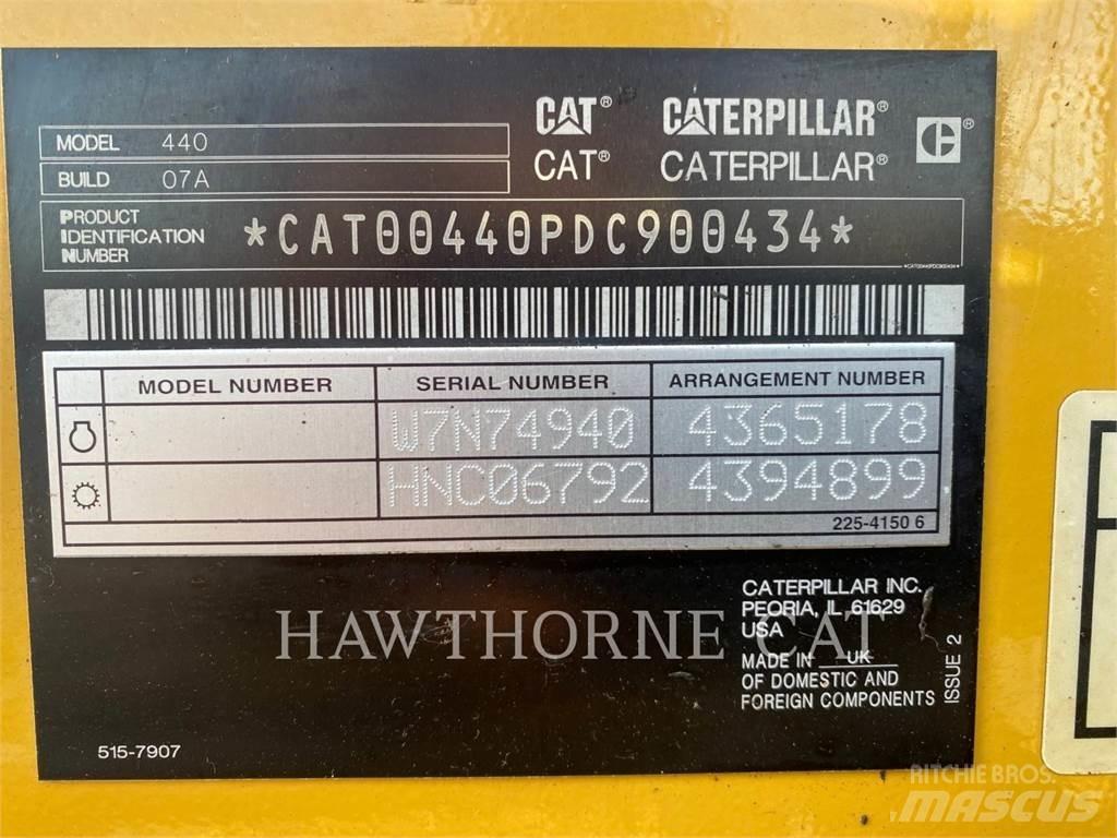 CAT 440 Rendegravere