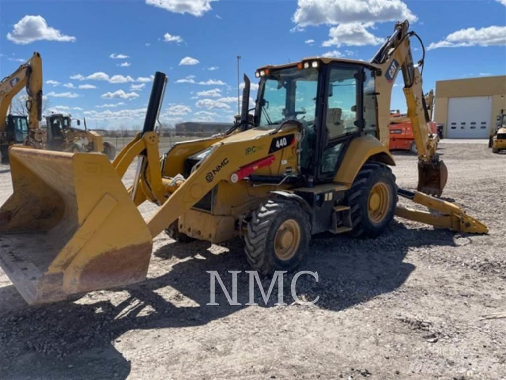 CAT 440 Rendegravere