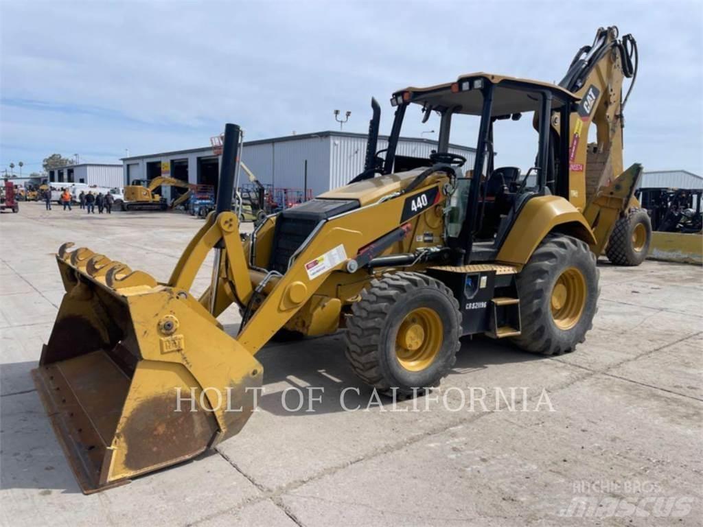 CAT 440 Rendegravere