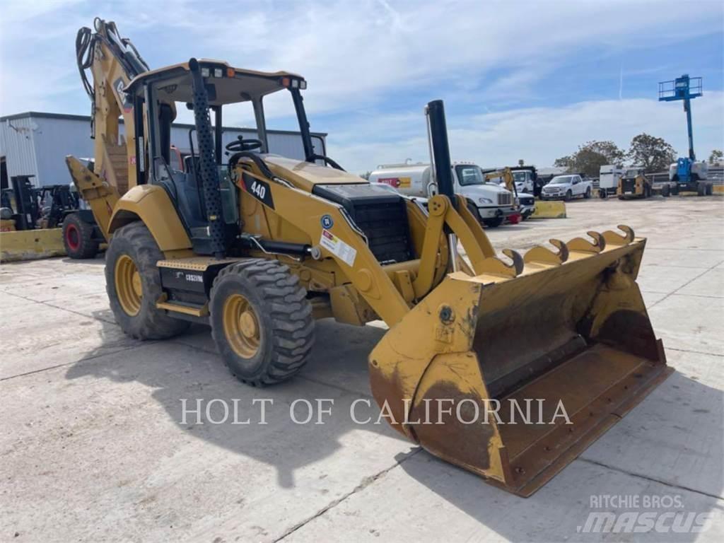 CAT 440 Rendegravere
