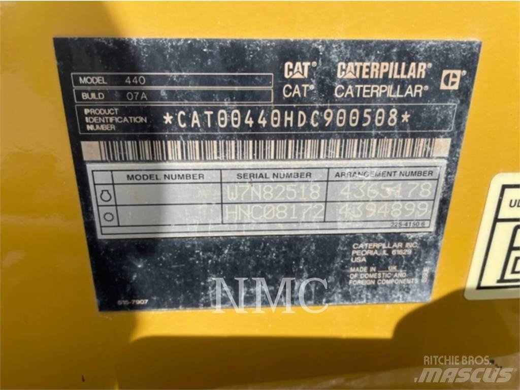CAT 440 Rendegravere