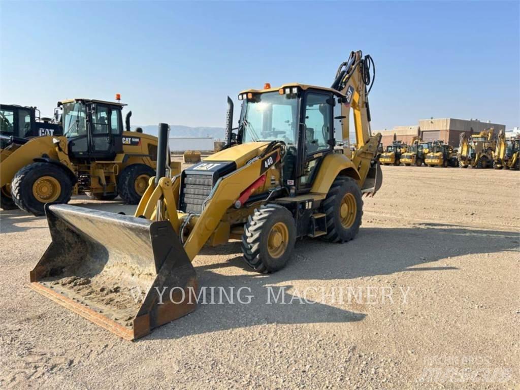 CAT 440 Rendegravere