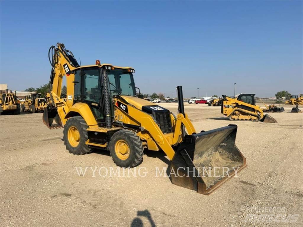 CAT 440 Rendegravere