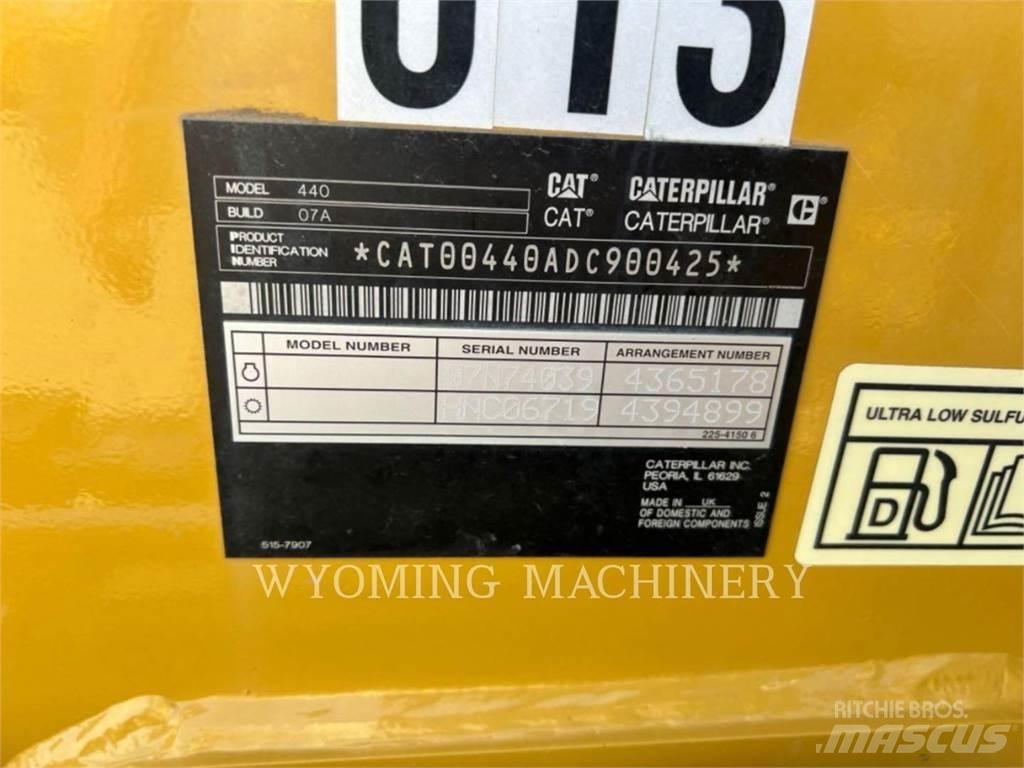 CAT 440 Rendegravere