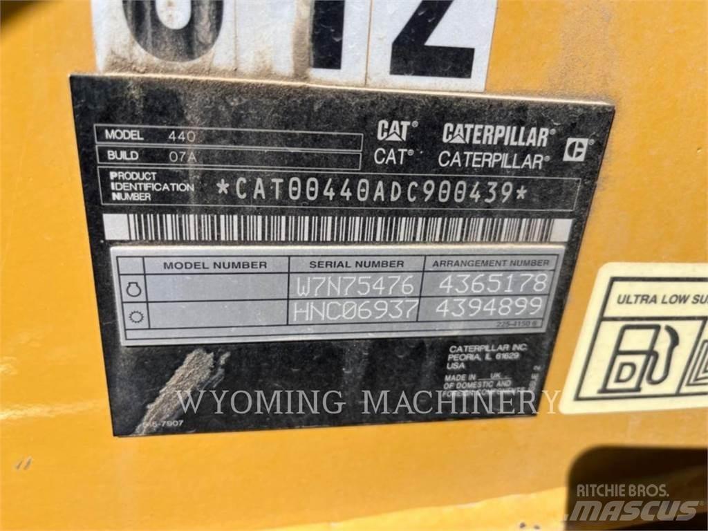 CAT 440 Rendegravere