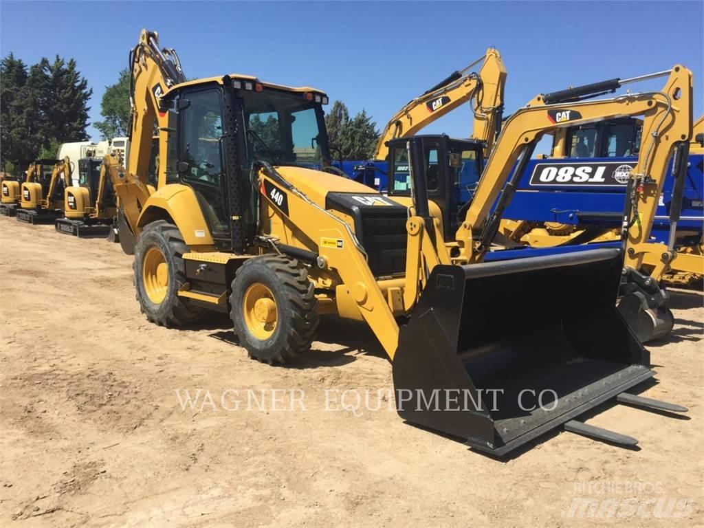 CAT 440 Rendegravere