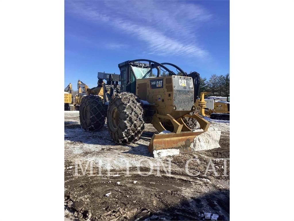 CAT 545D Udslæbningstraktorer