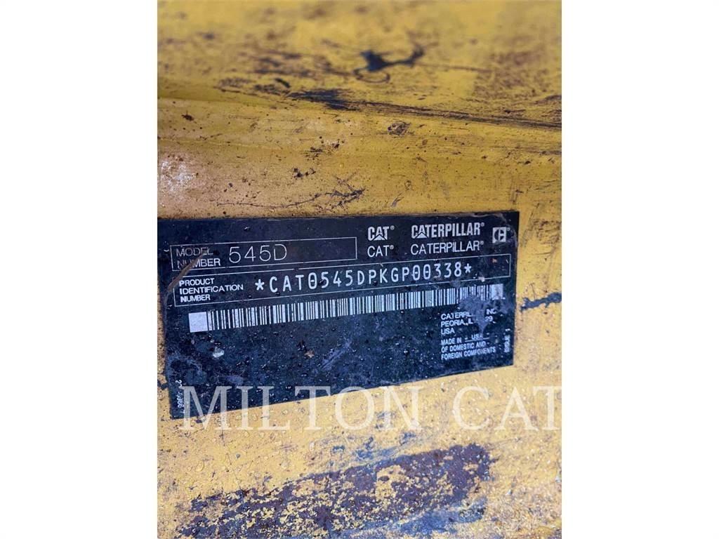 CAT 545D Udslæbningstraktorer