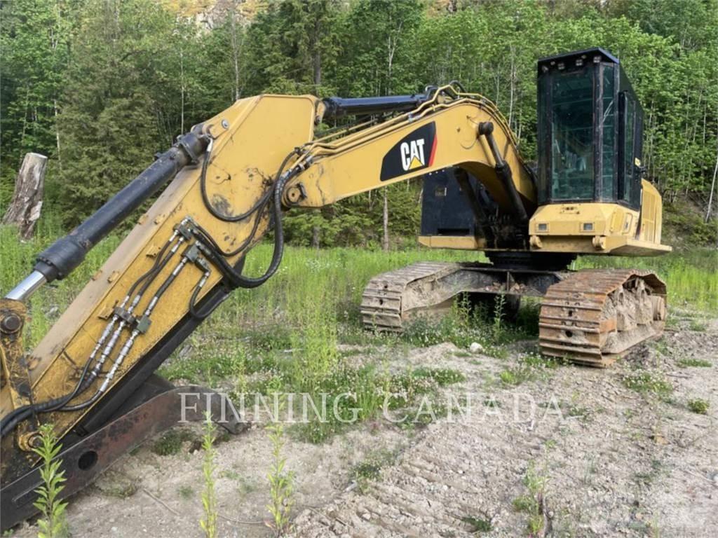 CAT 548 FM Gravemaskiner på larvebånd
